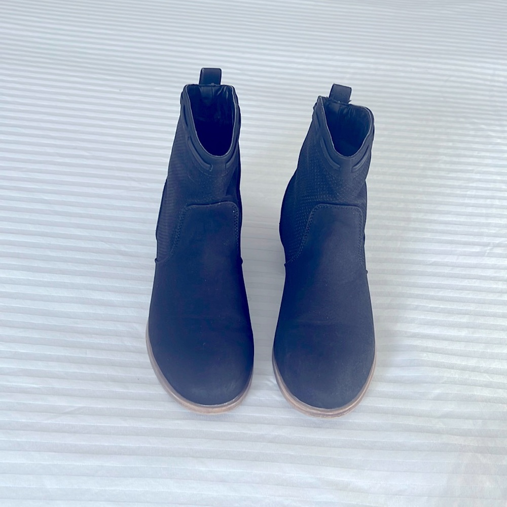Juicy Couture Suede Low Heel Ankle Black Boots